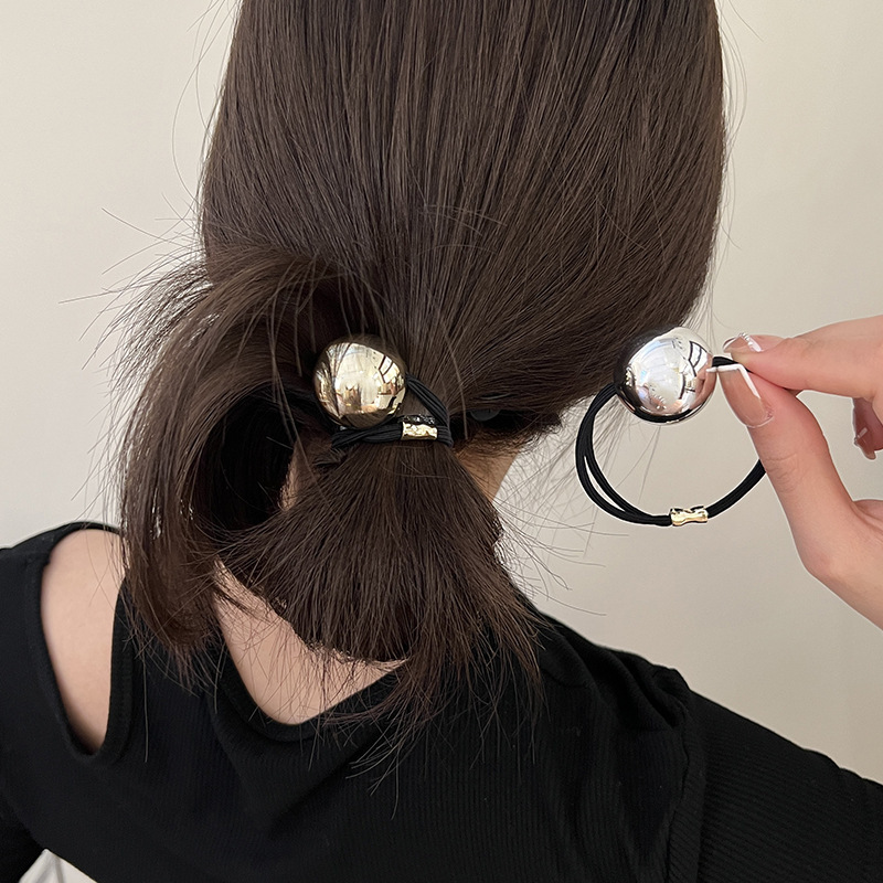 Metal ball hair ring back of t - Home Gym Aesthetic 评论和价格