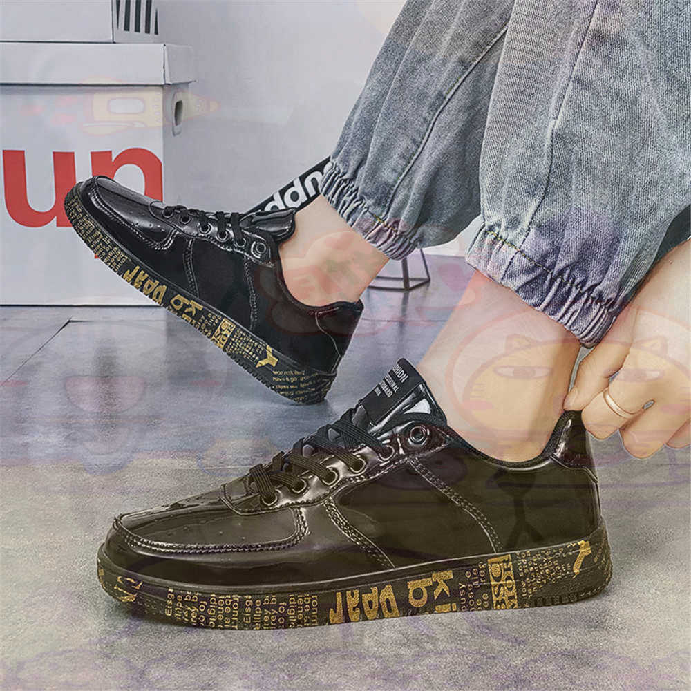 Round Foot Size 45 Sneakers Wh - Home Gym Second 评论和价格
